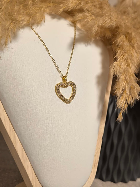 Herz mit Zirkonia steinen