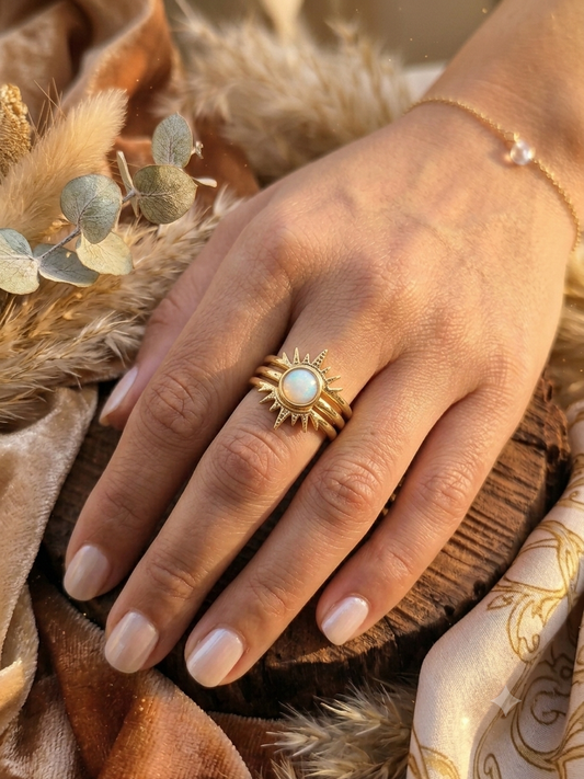 Isra Opal-Ring