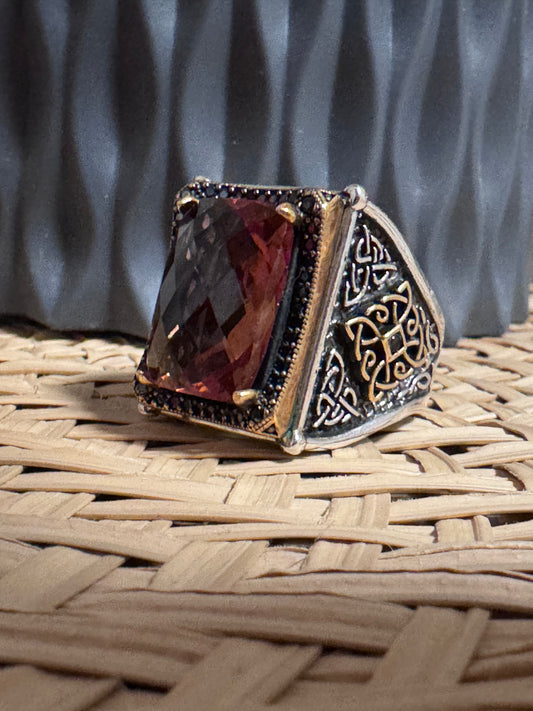 Statement-Herrenring mit Zultanit-Farbwechsel & Keltischem Design