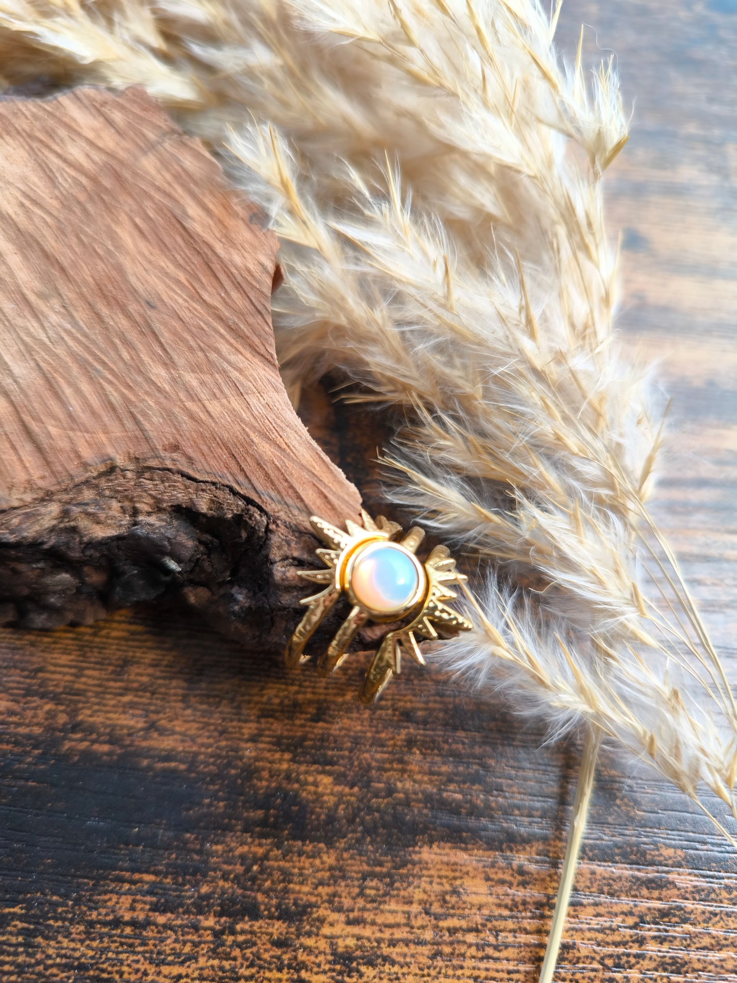 Isra Opal-Ring